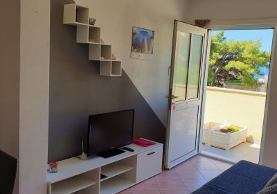 apartman roza, blagovaonica i dnevni boravak